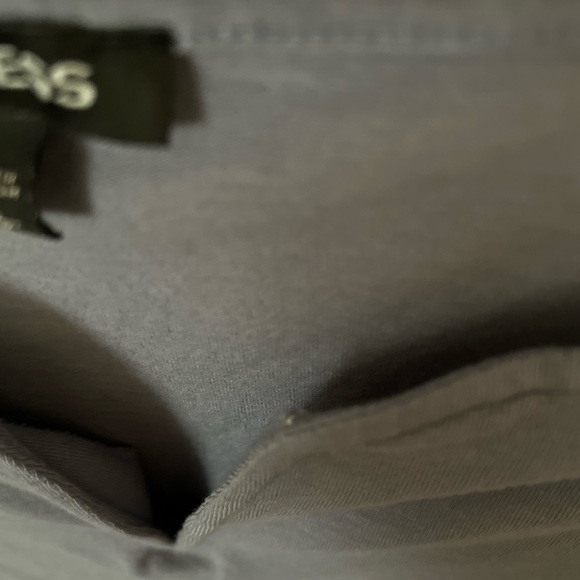 2 Small Express Off the Shoulder Tops - Picture 6 of 9